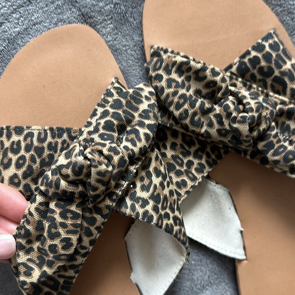 A new day Sandals - Picture 2 of 3